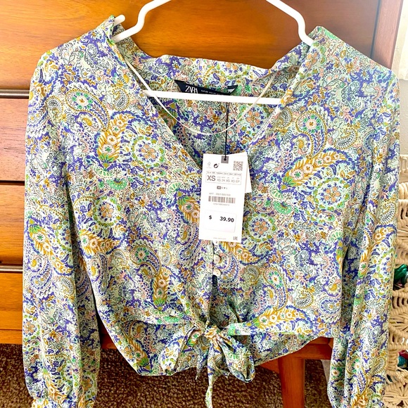 Zara Top - Picture 1 of 1